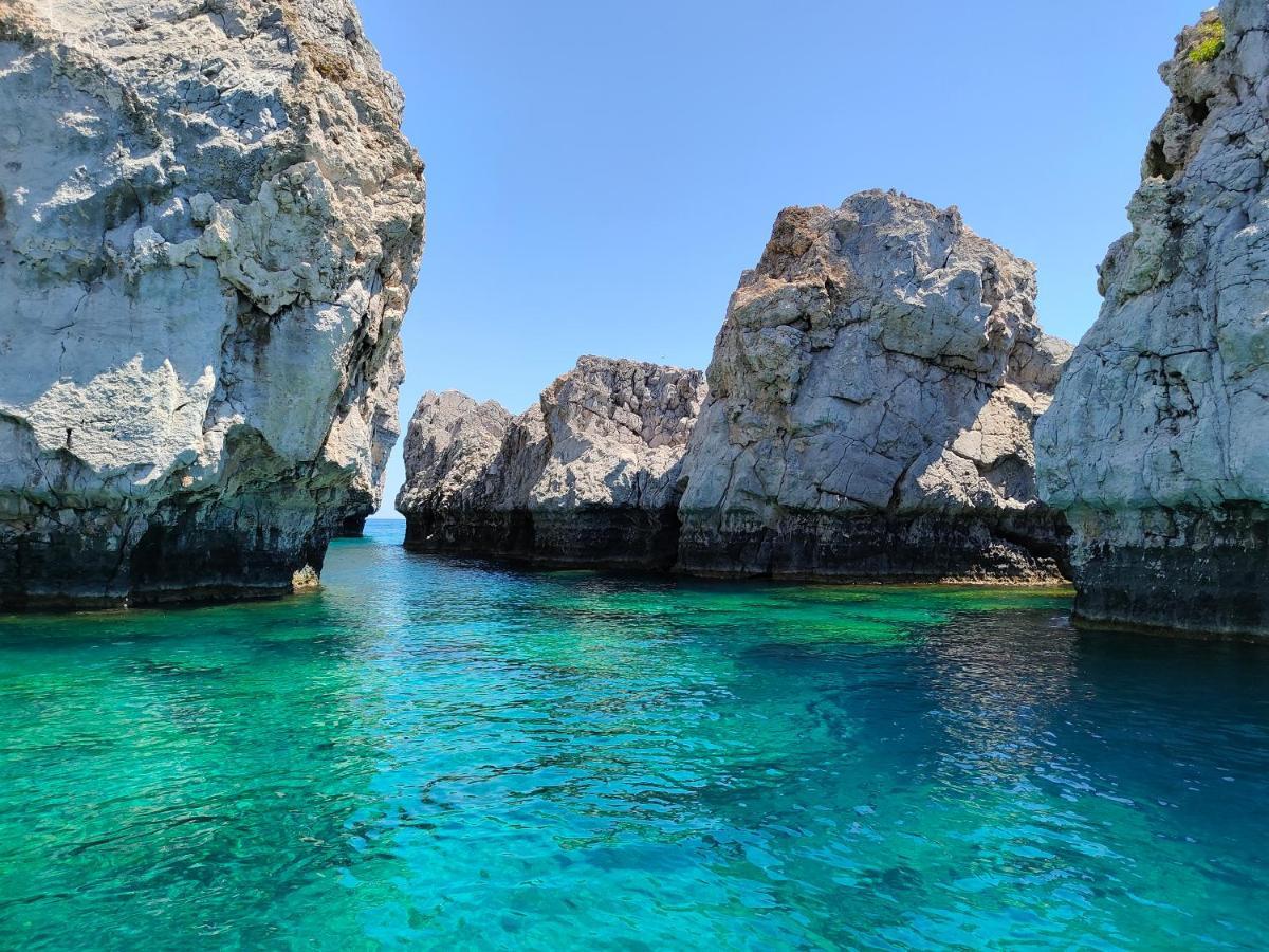 Sea Rock Villa Rodos Archangelos  Zewnętrze zdjęcie